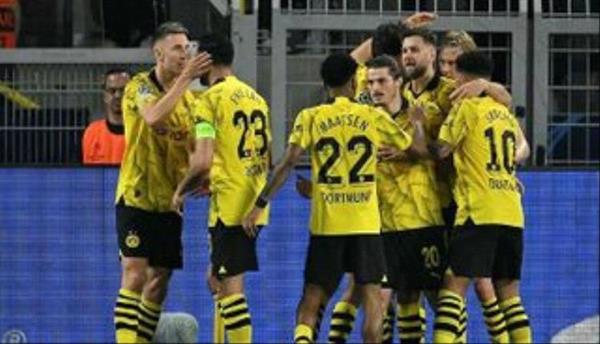 بروسيا دورتموند يصعق الأندية الإنجليزية في دوري أبطال أوروبا