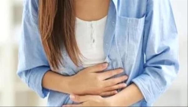 لو عندك مشاكل في الجهاز الهضمي.. أطعمة ومشروبات لازم تقلل منها