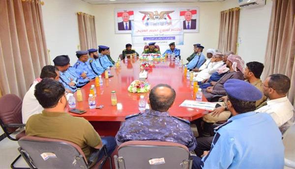 إدارة شرطة السير تختتم فعاليات أسبوع المرور العربي بمديريات محافظة حضرموت الوادي والصحراء
