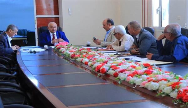 انعقاد اجتماع استثنائي لمجلس إدارة المؤسسة العامة للتأمينات الاجتماعية بعدن 4 انعقاد اجتماع استثنائي لمجلس إدارة المؤسسة العامة للتأمينات الاجتماعية بعدن