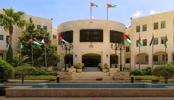 الأردن يدين محاولة اغتيال رئيس الوزراء السلوفاكي 4 الأردن يدين محاولة اغتيال رئيس الوزراء السلوفاكي