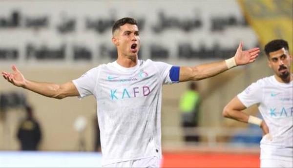 رغم إهدار رونالدو الغريب للفرص بالجملة.. النصر ينجو من الهزيمة أمام الرياض