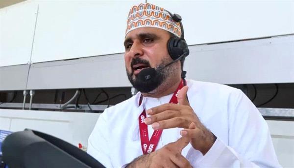 تغريدة مثيرة من البلوشي ردًّا على مطالبات بتعيين الشوالي لمباراة الهلال والنصر
