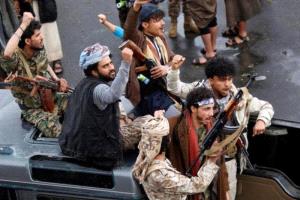 بن سلمان يكشف عن دولة خليجية تدعم مليشيا الحوثي عسكريًا !