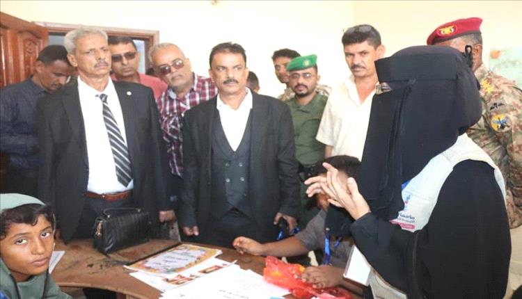 محافظ لحج " التركي " ينفذ زيارة تفقدية لمؤسسة ابرار لأطفال التوحد.. ويشيد بخدماتها