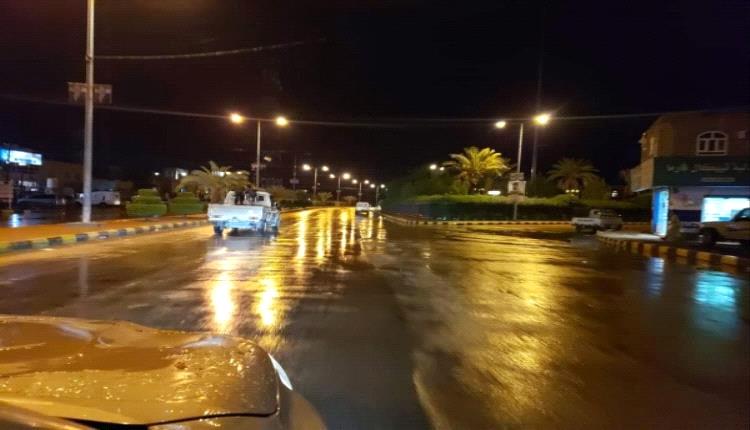 الأرصاد: أمطار شديدة تضرب هذه المناطق اليمنية خلال الساعات القادمة
