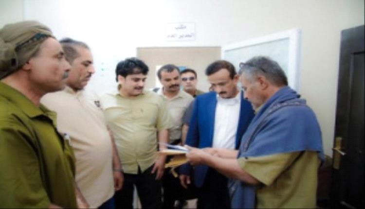 محافظ شبوة يناقش تجهيز مخطط المنطقة الصناعية الجديدة

