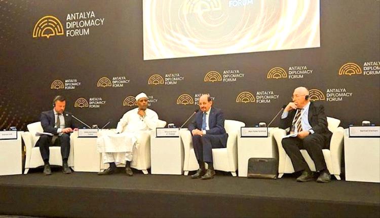 الزنداني يمثل اليمن في منتدى أنطاليا ويتحدث عن التعاون الدولي لمكافحة الإرهاب