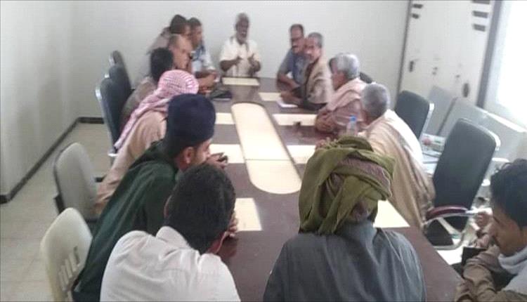 مدير عام ميفعة يعقد لقاءً لموظفي الأحوال المدنية والسجل المدني في المديرية
