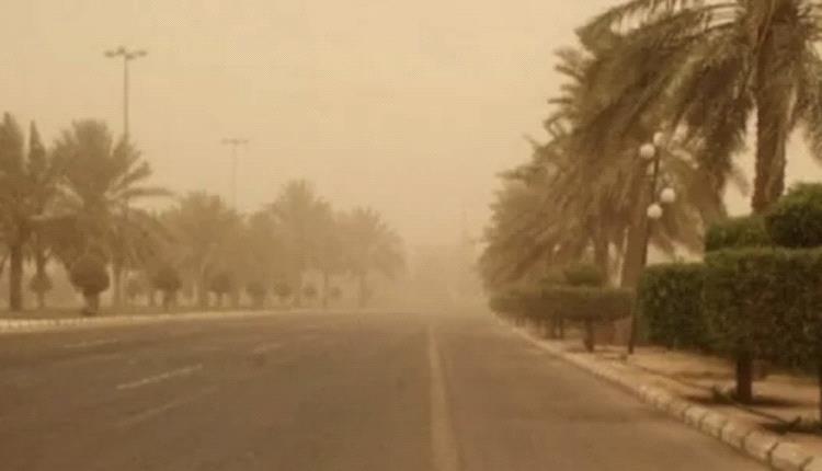 أكثر من 3700 حالة اختناق في العراق جرّاء العاصفة الرملية
