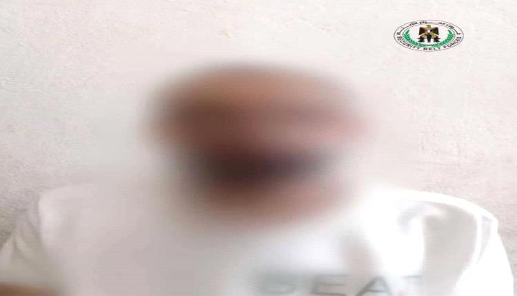 نقطة أمنية في عدن تضع يدها على كمية من الحشيش
