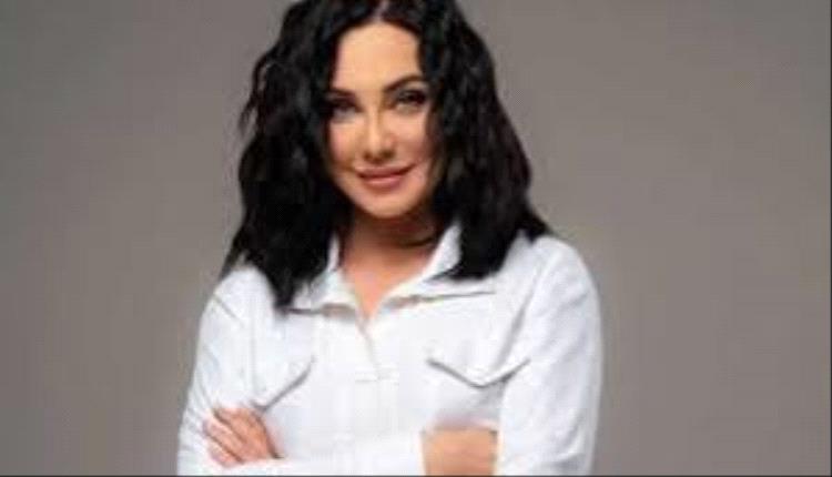 نقابة الفنانين تشطب سلاف فواخرجي بسبب موقفها!