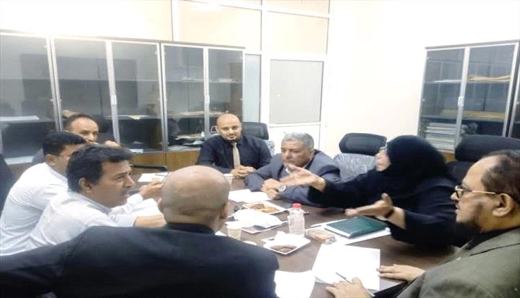 اللجنة التحضرية لمؤتمر نادي القضاة الجنوبي فرع عدن تعقد اجتماعاً وتقر موعد انعقاد المؤتمر
