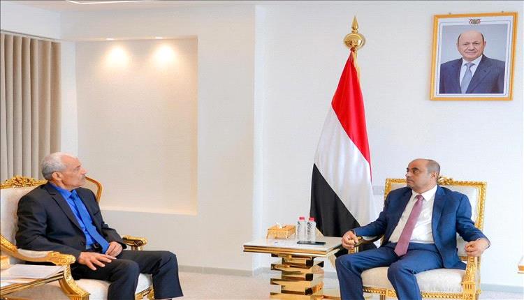 رئيس الوزراء يؤكد دعم الحكومة للجنة الأمنية والعسكرية لتعزيز كفاءة القوات المسلحة والأمن