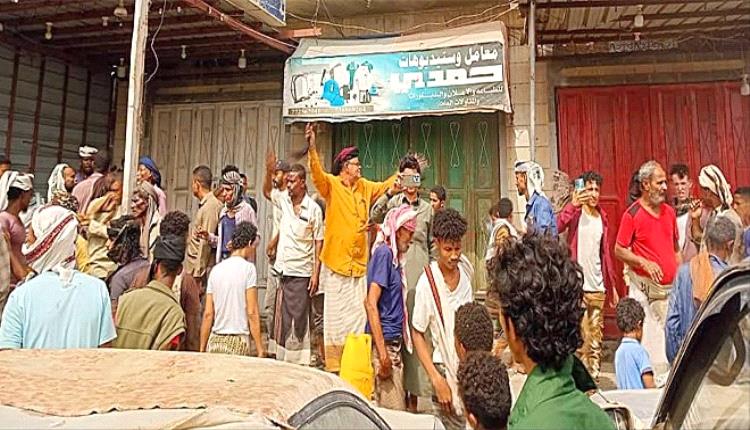 فوضى الأسعار تتحوّل إلى اعتداءات.. العند تواجه الانفلات والغضب الشعبي