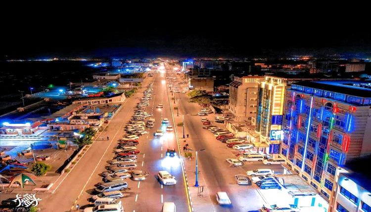 الصرف يهبط.. وأسعار الفنادق في عدن ترفض النزول من برجها العاجي!