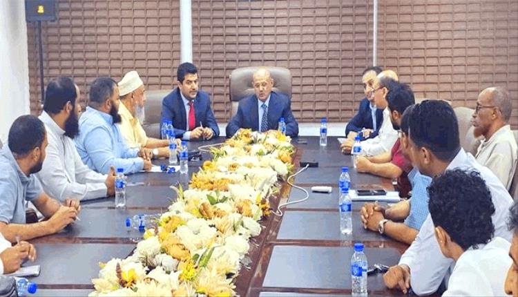 المركزي يشد الخناق على السوق: آلية جديدة لتمويل الواردات و51 صرّافًا خارج اللعبة
