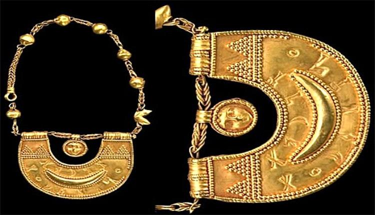 خبير آثار: قلادة ذهبية نادرة من دولة قتبان معروضة في متحف أمريكي