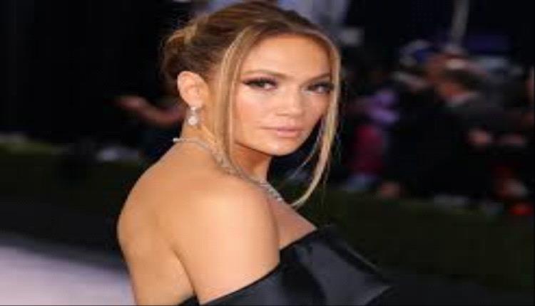 منع جينيفر لوبيز من دخول متجر شهير في تركيا... ردّت على طريقتها