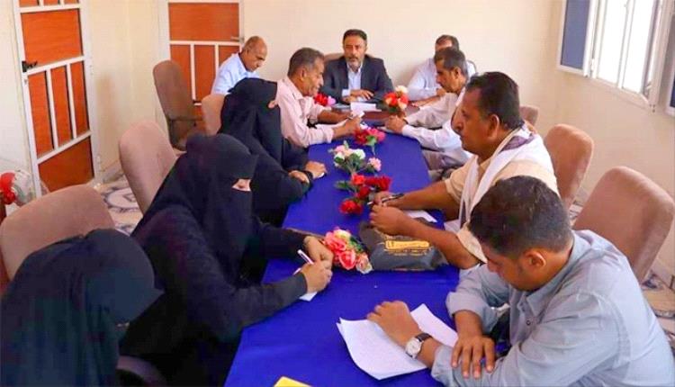 انتقالي أبين يشدد على تكثيف حملات الرقابة وحماية المستهلك