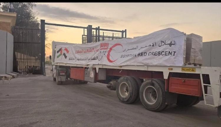 مصدر إغاثي قال ل «الشرق الأوسط» إن إسرائيل ترفض شحنات المساعدات لغزة دون أسباب واضحة، ولا تعلن قائمة بالممنوعات
