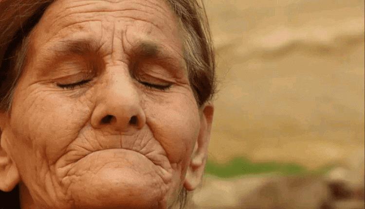 السورية زيزوف علي.. سيدة "عين الورد" تشعل مواقع التواصل