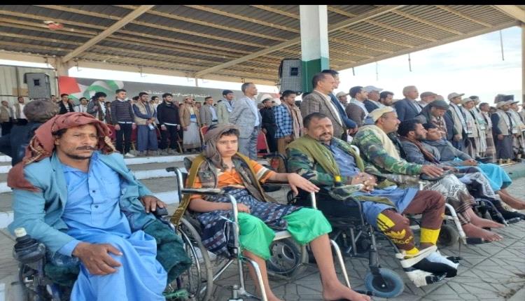 جرحى حوثيون يتهمون قيادات الجماعة بإهمالهم والمتاجرة بآلامهم