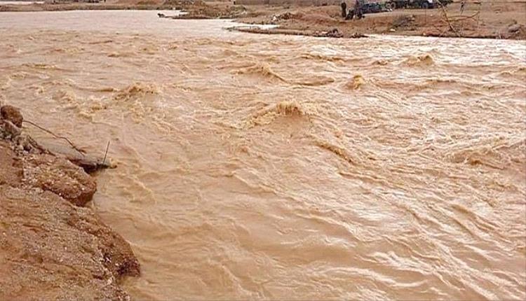 حضرموت تحت التحذير: سيول وأمطار غزيرة تهدد الأودية والهضاب الداخلية