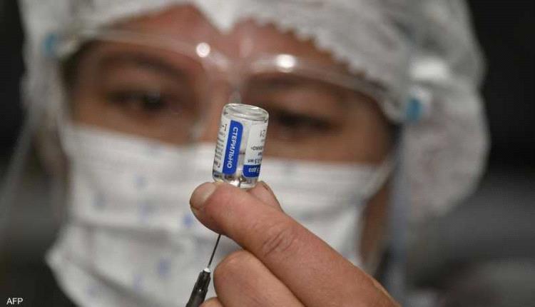 ما اللقاحات التي يحتاجها الأشخاص البالغون؟