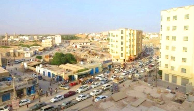 الأمن يضبط متعاطين ويصادر أدوات ممنوعة لتعزيز السلامة العامة