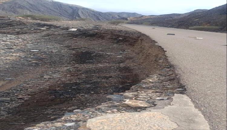 جسر خيصور على حافة الانهيار مناشدة عاجلة لإنقاذه قبل فوات الأوان
