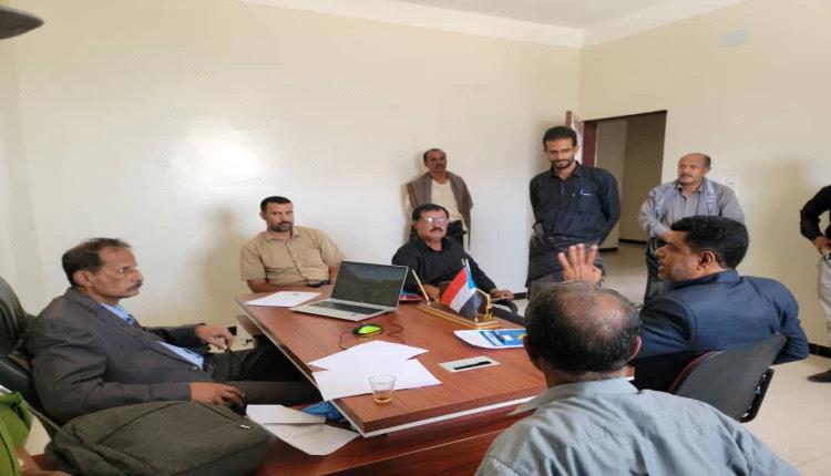 فريق التوجيه والرقابة الرئاسي يتفقد مكاتب المجلس الانتقالي بشبوة لتعزيز الأداء الإداري