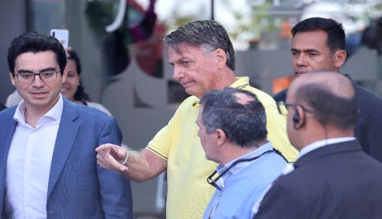 خشية هروبه .. قاض برازيلي يأمر بوضع بولسونارو تحت مراقبة دائمة 