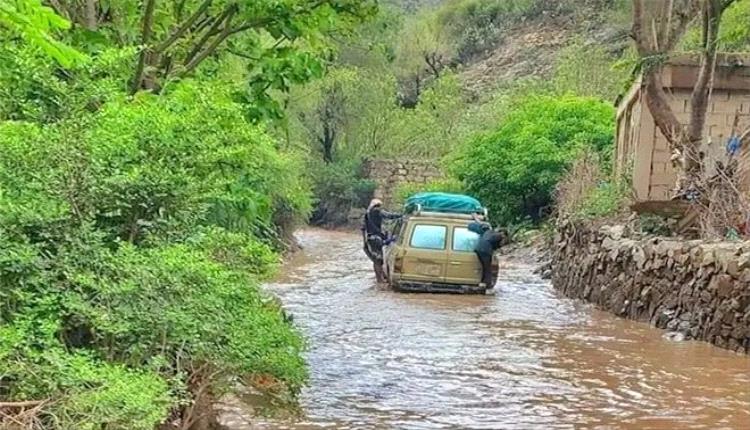 السيول تُشرّد اليمنيين.. والمناشدات للحكومة بلا مجيب
