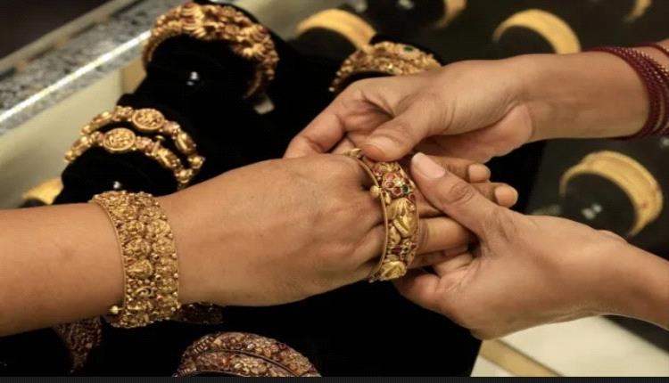 الذهب يتماسك مع ترقب المستثمرين بيانات أميركية جديدة