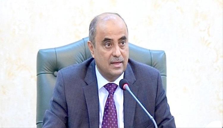أكاديميون يطلقون نداء استغاثة لرئيس الوزراء لتمكينهم من أراضيهم المغتصبة في عدن