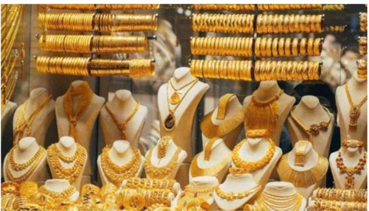 الذهب يواصل التباين بين صنعاء وعدن وسط استقرار نسبي في الأسعار
