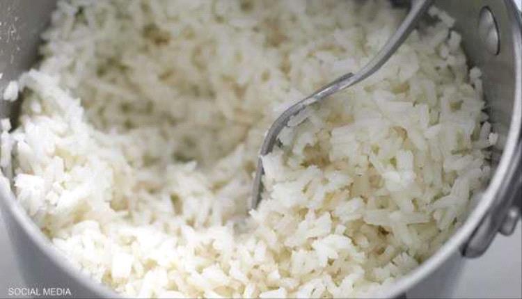 لا تعيد تسخين الأرز.. "خطر صامت" في انتظارك