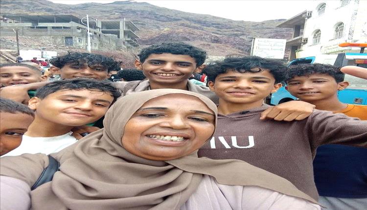 عودة الأمل إلى الفصول آلاف الطلاب في اليمن يستهلون العام الدراسي الجديد رغم التحديات 
