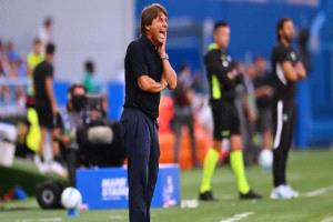 نابولي يقهر كالياري بهدف قاتل ويعتلي صدارة الدوري الإيطالي