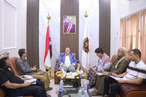 فريق التوجيه والرقابة الرئاسي يتفقد إدارات الانتقالي في المهرة ويشدد على تطوير الأداء المؤسسي
