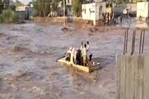 العثور على جثة مواطن جرفته السيول بعدن
 
