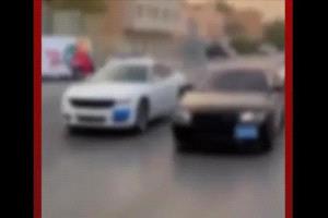 تفحيط متهور في قلب الرياض ينتهي بالقبض على مقيمين يمنيين وتحويلهما للنيابة