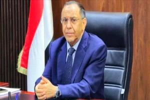 وزير الصناعة يدق ناقوس الخطر: غادروا صنعاء قبل أن تطالكم العقوبات