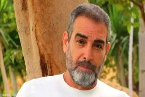 "رفض مصافحة شاب".. تصرف أحمد عبدالعزيز يثير الجدل في مصر