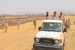 وزير الدفاع يشيد بجاهزية محور مران ويؤكد مضاعفة التدريب لمواجهة التحديات