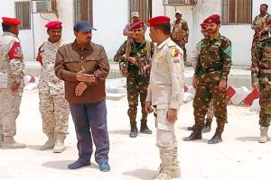 بن ماضي من معسكر الشرطة العسكرية: اليقظة والانضباط ضمانة حضرموت للأمن