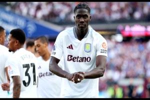 الأهلي يضيف نجم أستون فيلا إلى قائمة أولوياته