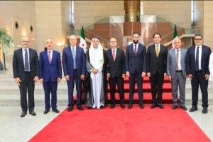 عاجل - الشرع يعلن تجاوزه خطأ حزب الله الكبير ويكشف موقفه من الاستقواء بسوريا الجديدة لتصفية حسابات مع الحزب