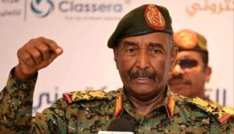 البرهان يدعو للعودة لعلم الاستقلال ضمن رؤية لإعادة صياغة الدولة السودانية
